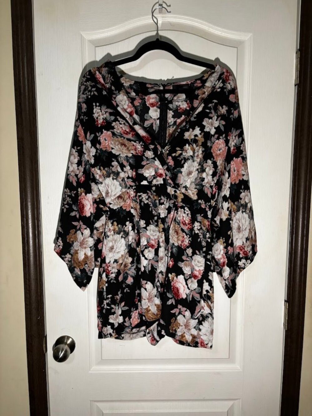 I Heart Posh Black Floral Wrap Bell Sleeve Romper Dress Size L